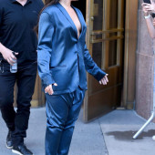 Demi Lovato braless