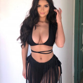 Demi Rose body