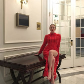 Denisse Pena leggy