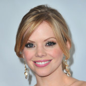 Dreama Walker