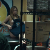 Dreama Walker 