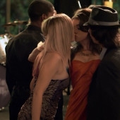 Dreama Walker 