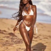 Duckie Thot