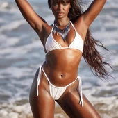 Duckie Thot