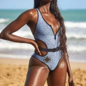 Duckie Thot
