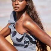 Duckie Thot