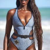 Duckie Thot