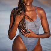 Duckie Thot