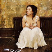 Mutya Buena 