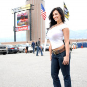 Denise Milani 
