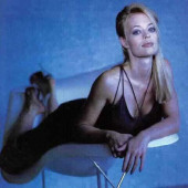 Jeri Ryan