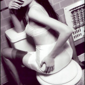 Angelina Jolie