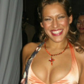 Vanessa Petruo 