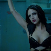 Eiza Gonzalez 