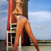 Elena Santarelli