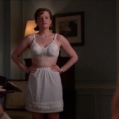 Elisabeth Moss