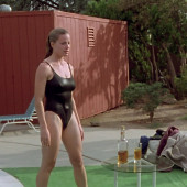 Elisabeth Shue