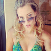 Elizabeth Banks
