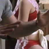 Elizabeth Banks