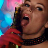 Elizabeth Banks