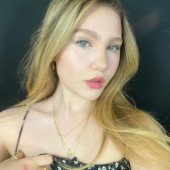 Ella Anderson 