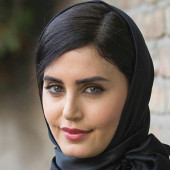 Elnaz Shakerdoost