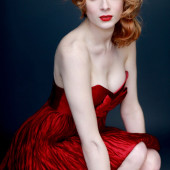 Emily Beecham 