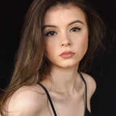 Emily Coates 