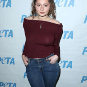Emma Kenney shameless