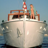 Erika Eleniak