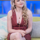 Evanna Lynch cleavage