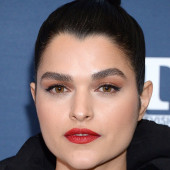 Eve Harlow