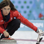 Eve Muirhead curling