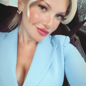 Evelyn Burdecki
