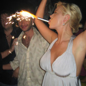Tara Reid