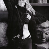Lara Stone 