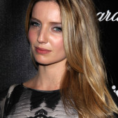 Annabelle Wallis