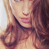 Angelina Jolie 
