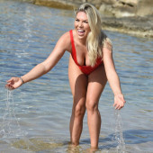 Frankie Essex cleavage
