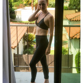 Galadriel Stineman sexy