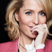 Gillian Anderson