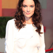 Gina Holden 