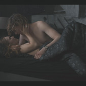 Gina Stiebitz sex scene