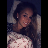 Giulia Gwinn sexy