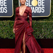 Halle Berry sexy