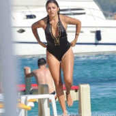 Hande Ercel 
