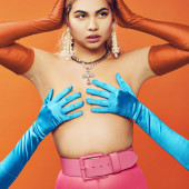 Hayley Kiyoko nudo