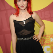 Hayley Williams hot
