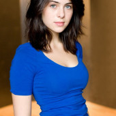 Holly Deveaux body