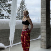 Jaz Elle Agassi 